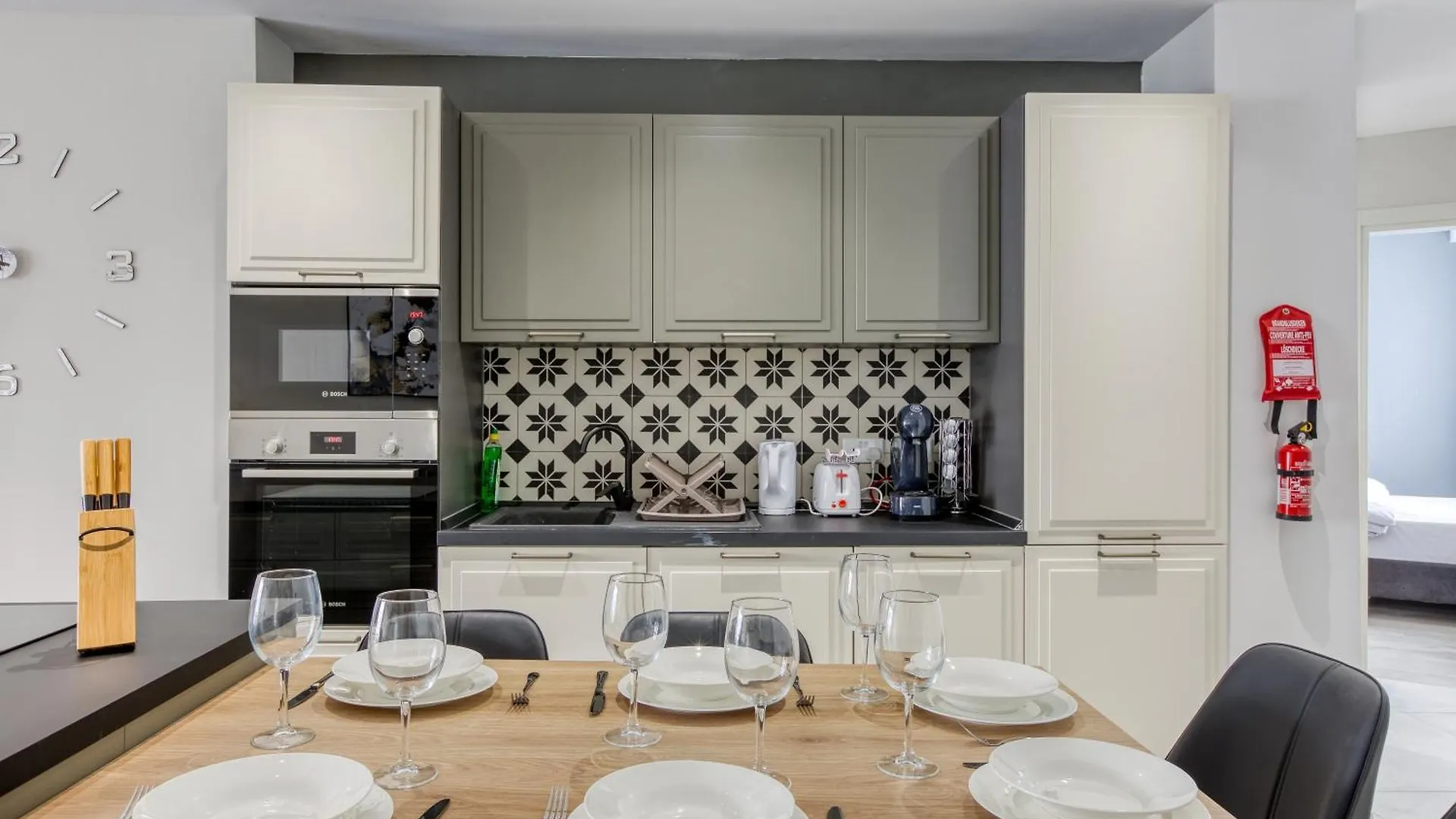 Stylish 3Br Luxury Apartment In Sliema-14
