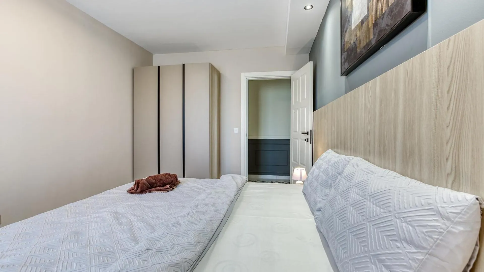Stylish 3Br Luxury Apartment In Sliema-14