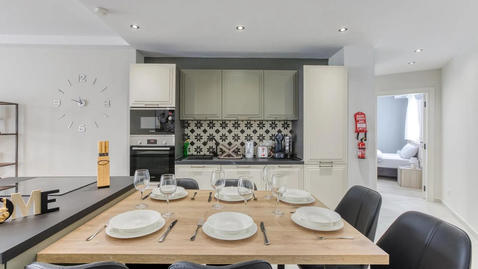 Stylish 3Br Luxury Apartment In Sliema-14