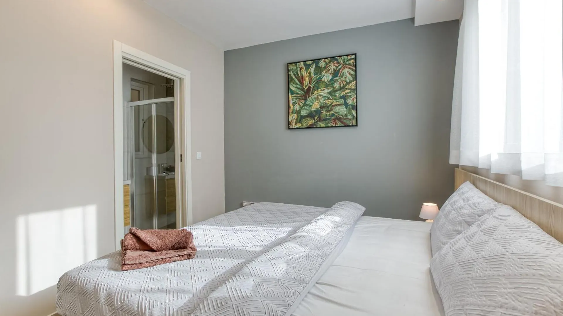 Stylish 3Br Luxury Apartment In Sliema-14