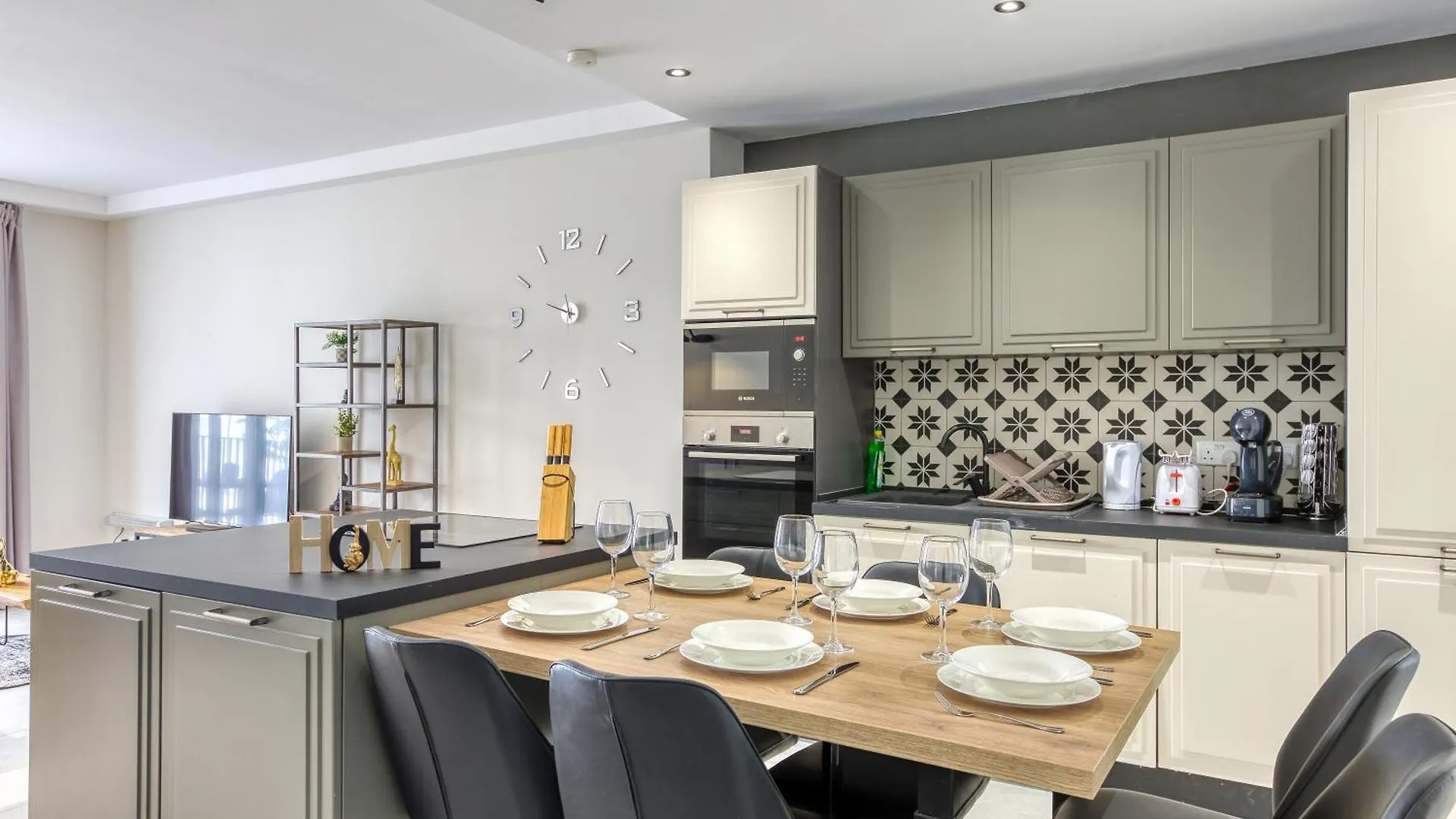 Stylish 3Br Luxury Apartment In Sliema-14
